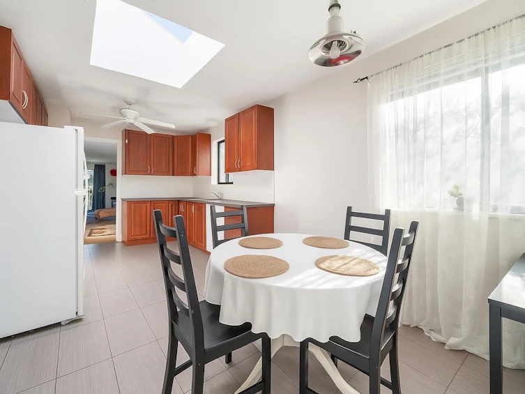 3003 Sunnyhurst Road, North Vancouver, BC, V7K 2G4 - 20