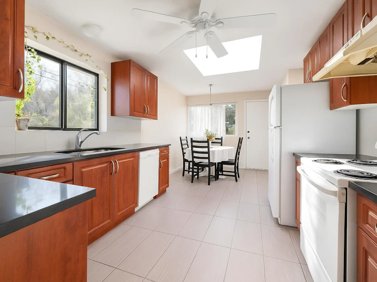 3003 Sunnyhurst Road, North Vancouver, BC, V7K 2G4 - 19