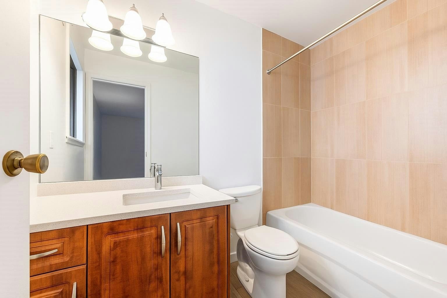3003 Sunnyhurst Road, North Vancouver, BC, V7K 2G4 - 24