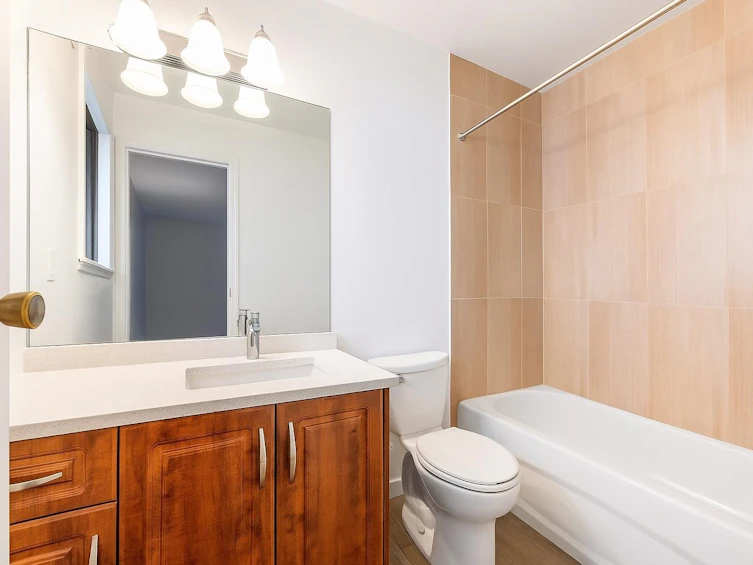 3003 Sunnyhurst Road, North Vancouver, BC, V7K 2G4 - 24