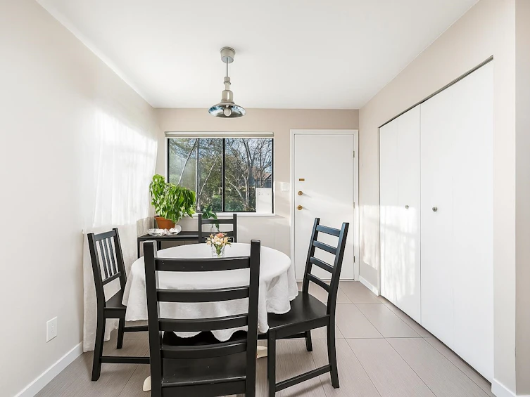 3003 Sunnyhurst Road, North Vancouver, BC, V7K 2G4 - 21