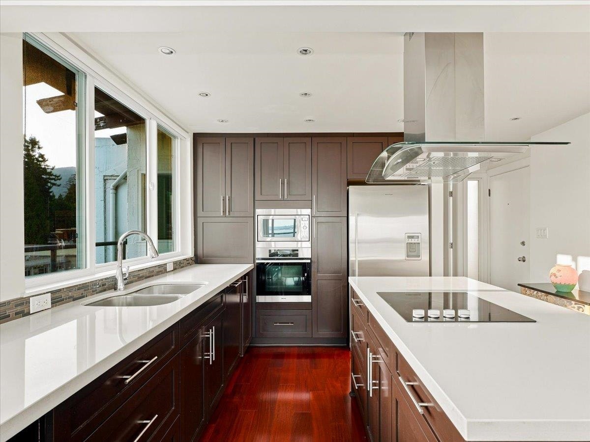 PH-1845 Bellevue Avenue, West Vancouver, BC, V7V 1B2 - 11