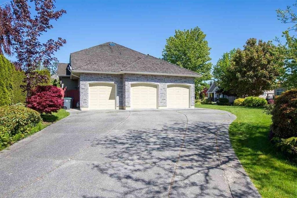 15775 39a Avenue, Surrey, BC, V3Z 0L1 - 39