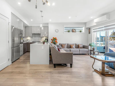 B208-14438 72 Avenue - 3