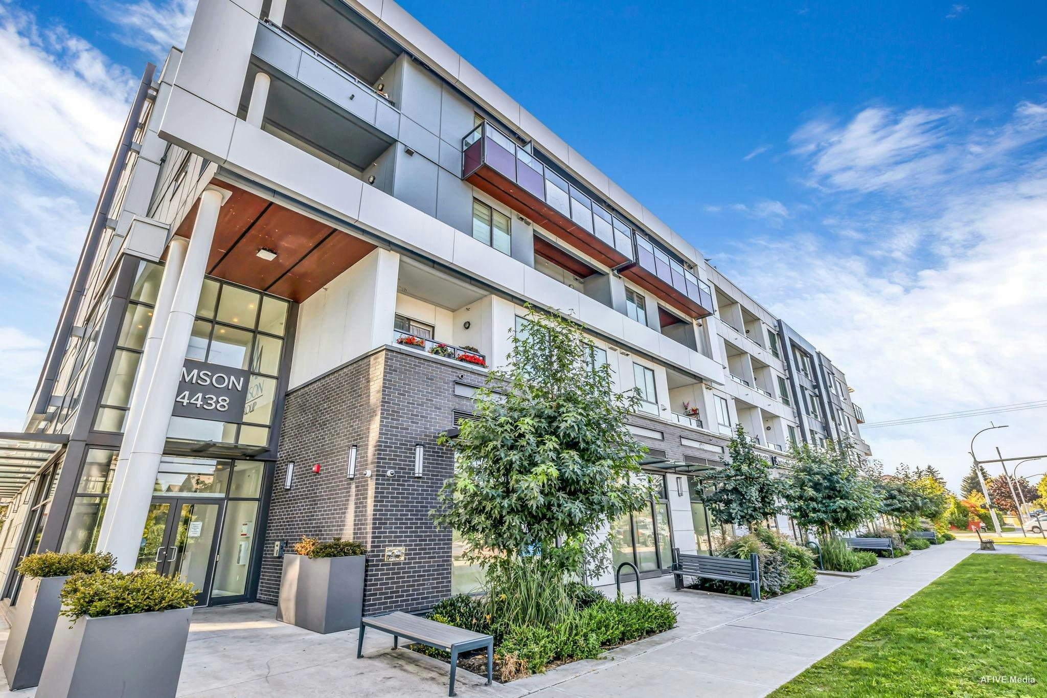 B208-14438 72 Avenue, Surrey, BC, V3S 2E7