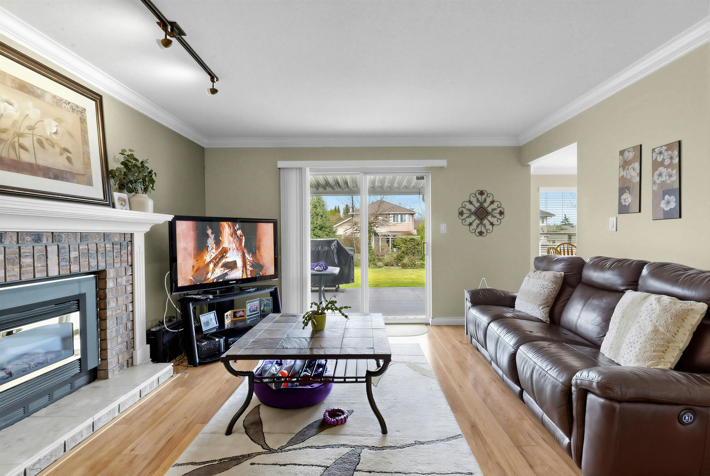 15929 88a Avenue, Surrey, BC, V4N 2X9 - 13