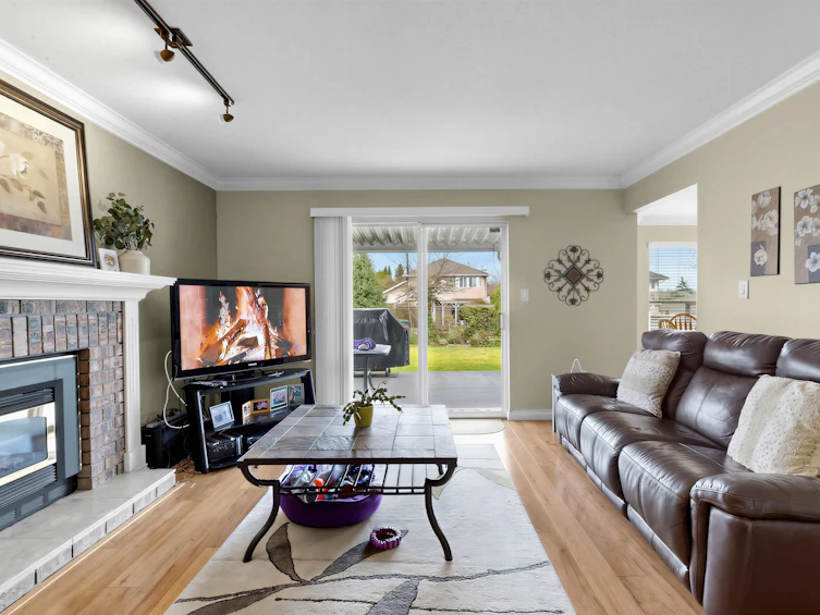 15929 88a Avenue, Surrey, BC, V4N 2X9 - 13