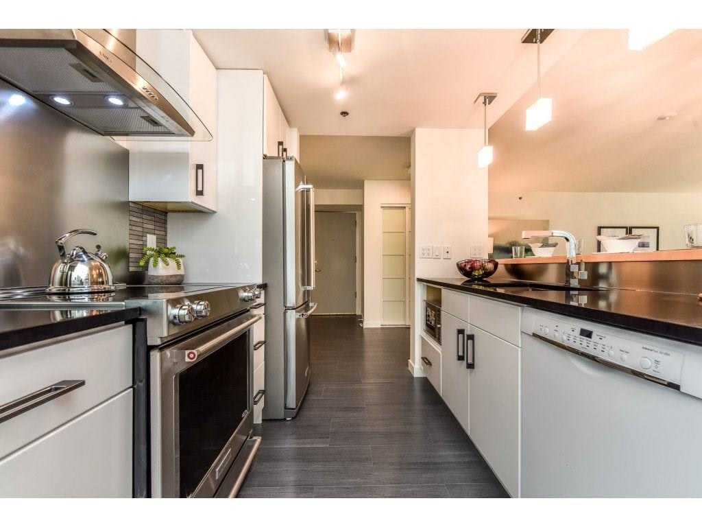 1901-289 Drake Street, Vancouver, BC, V6B 5Z5 - 6