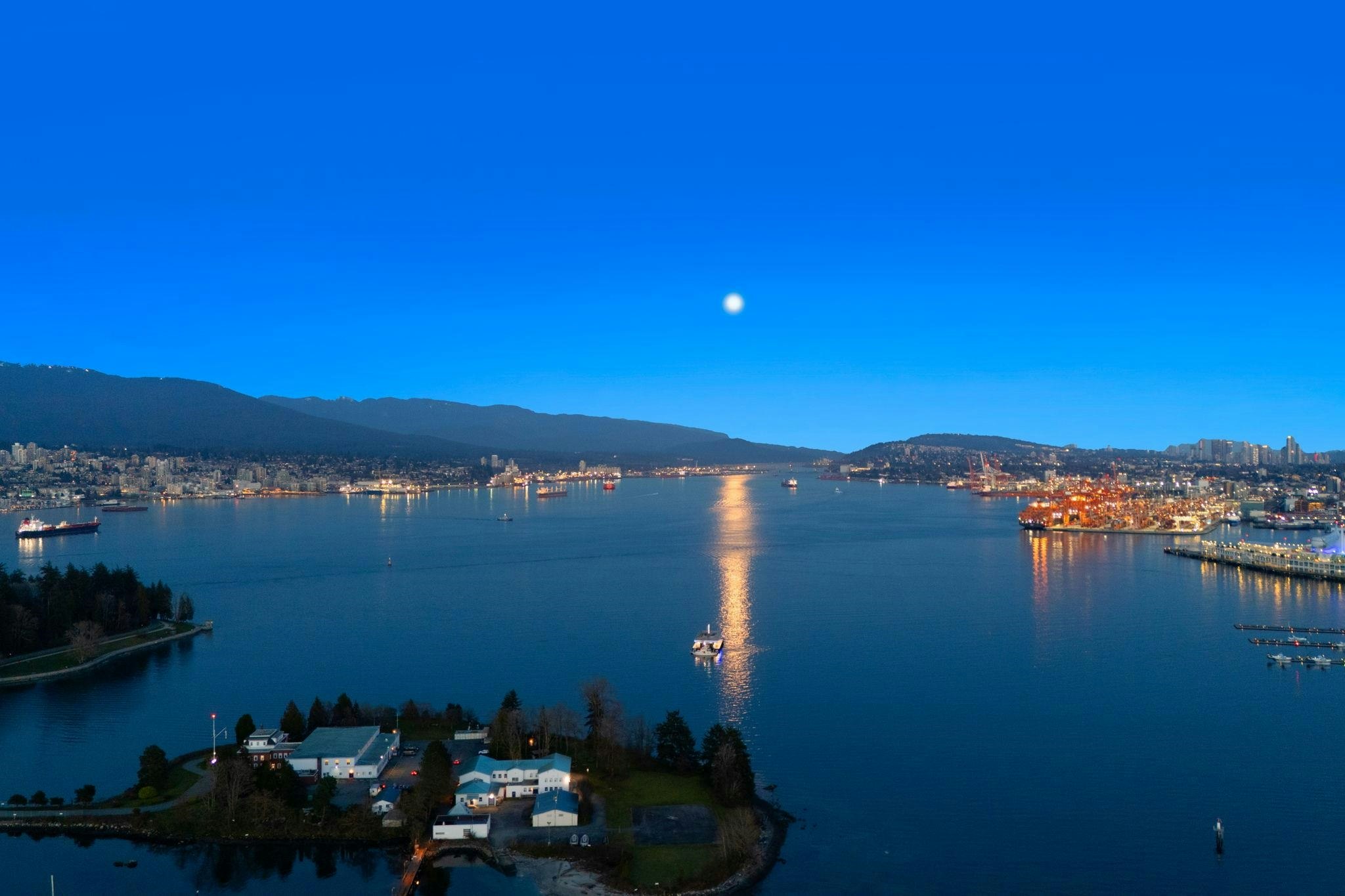 PH3-1790 Bayshore Drive, Vancouver, BC, V6G 3G5 - 16