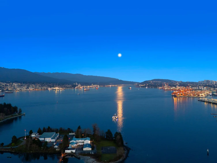PH3-1790 Bayshore Drive, Vancouver, BC, V6G 3G5 - 16