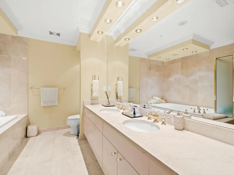 PH3-1790 Bayshore Drive, Vancouver, BC, V6G 3G5 - 6