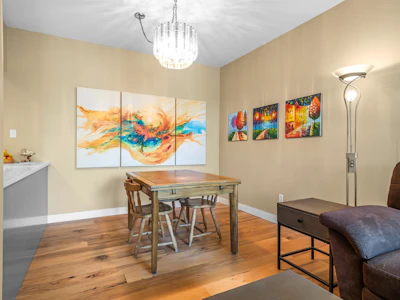 204-1150 Quayside Drive - 5