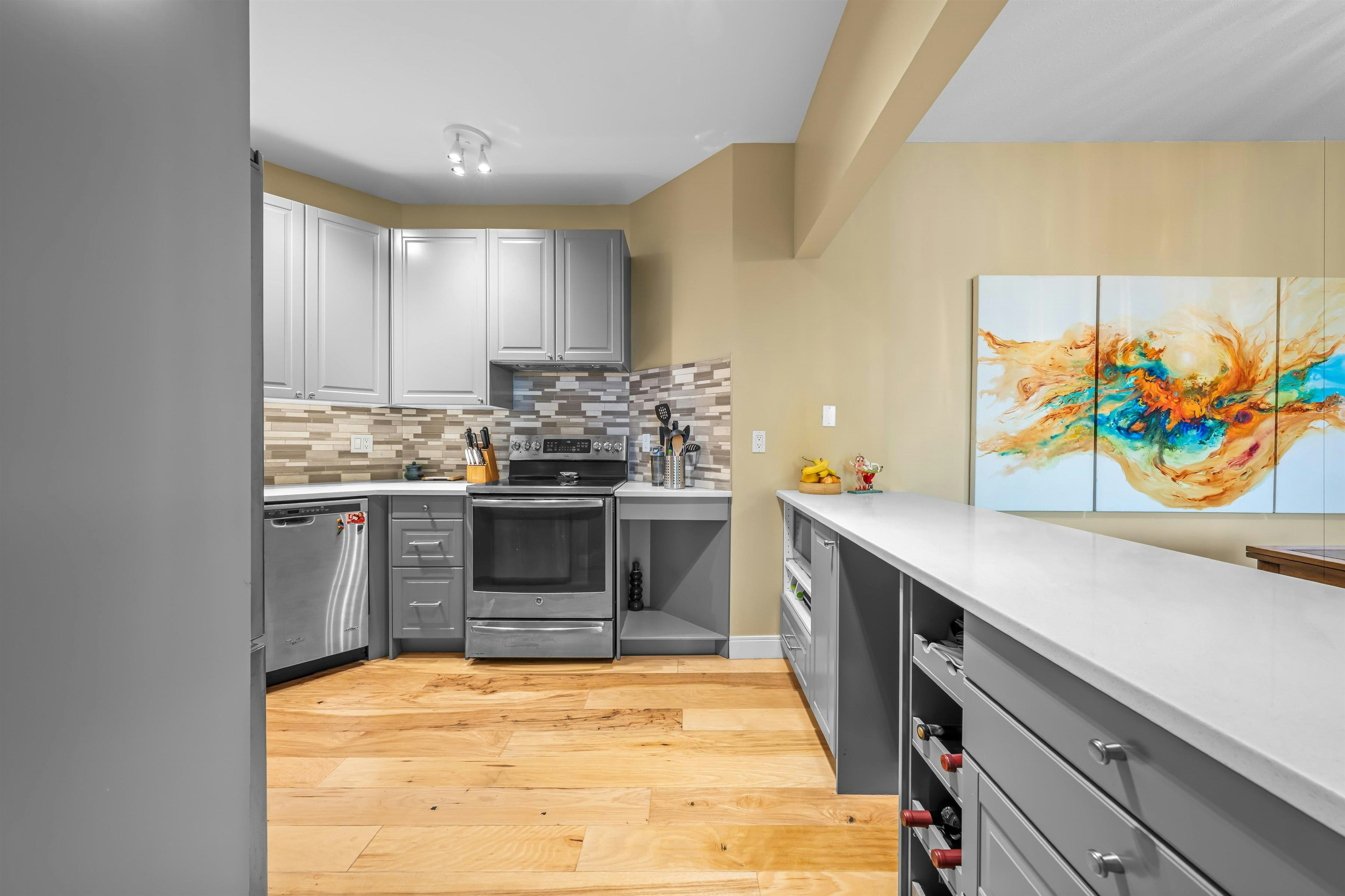 204-1150 Quayside Drive, New Westminster, BC, V3M 6E1 - 8
