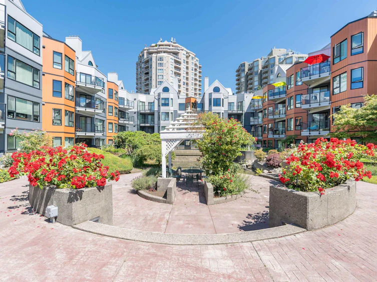 204-1150 Quayside Drive, New Westminster, BC, V3M 6E1 - 24