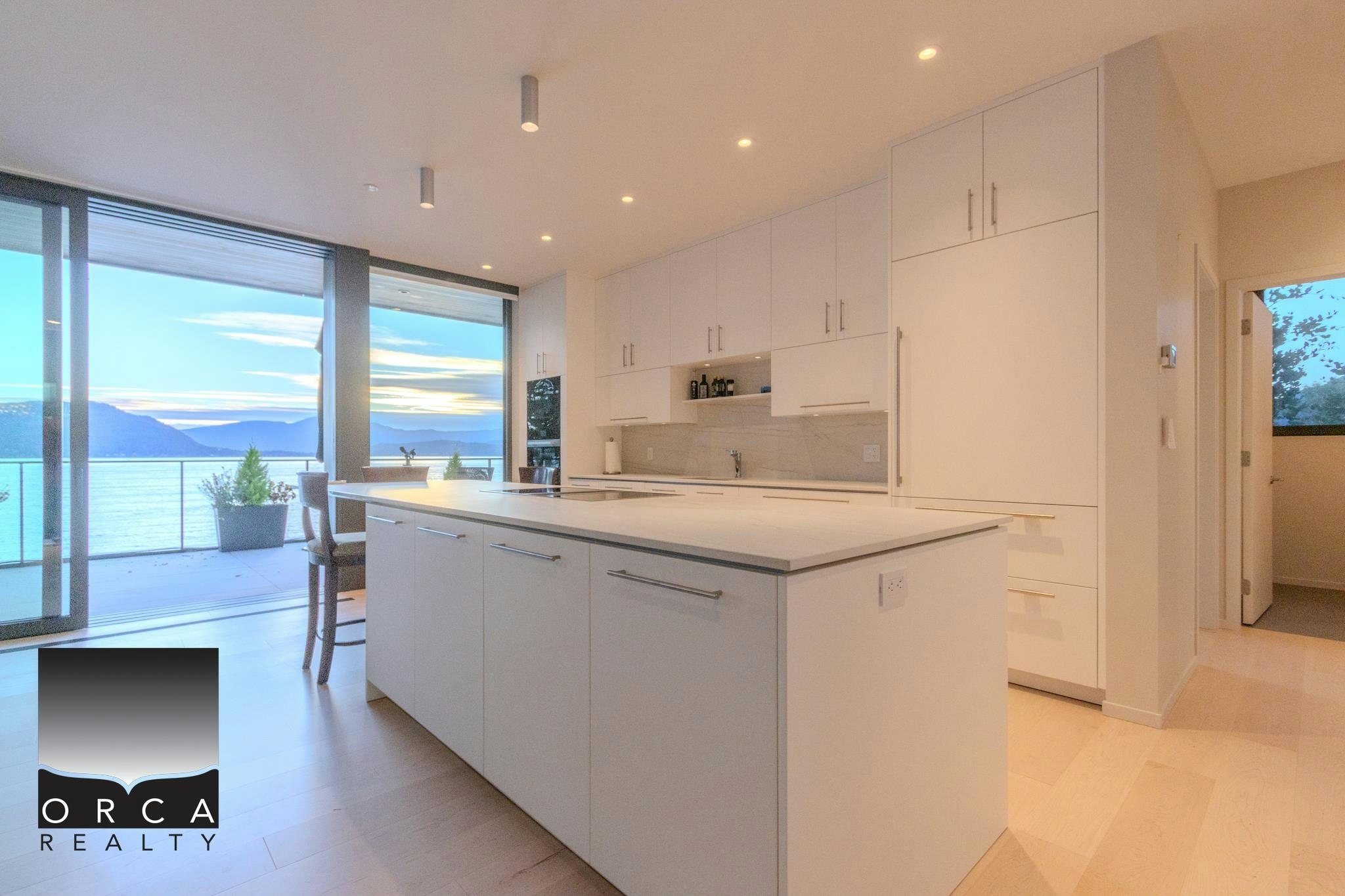 Main-8885 Lawrence Way, West Vancouver, BC, V7W 2T7 - 4