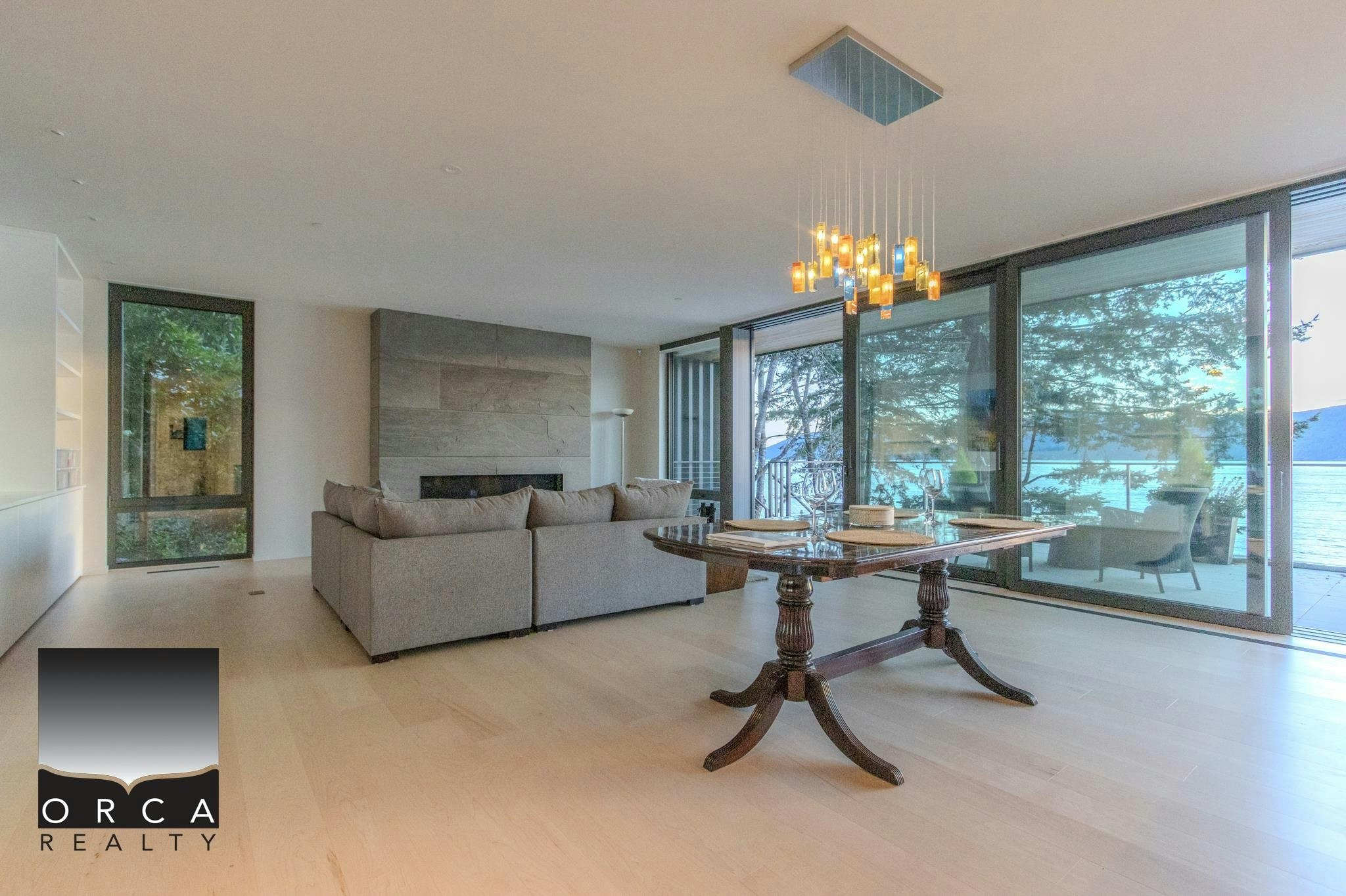 Main-8885 Lawrence Way, West Vancouver, BC, V7W 2T7 - 2