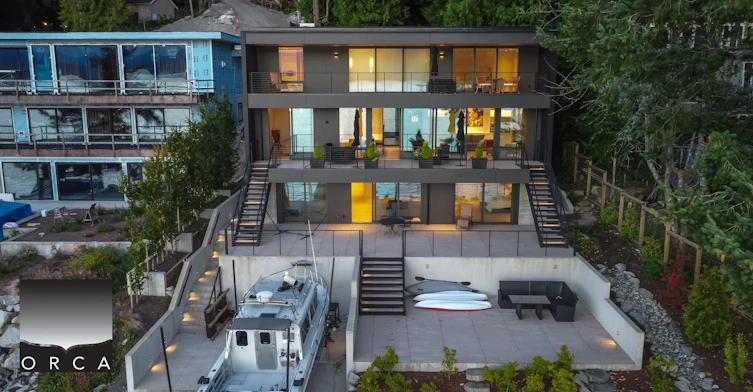 Main-8885 Lawrence Way, West Vancouver, BC, V7W 2T7