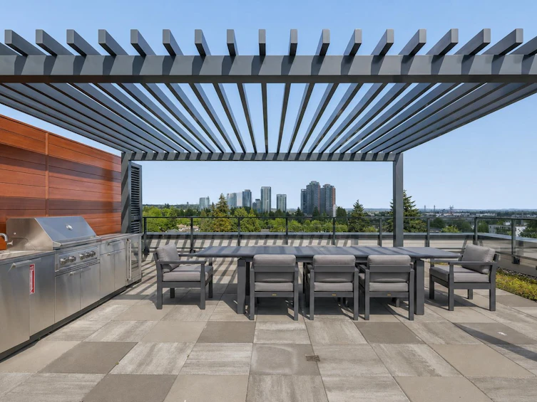211-8398 Oak Street, Vancouver, BC, V6P 0L9 - 12