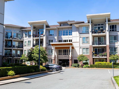 413-3192 Gladwin Road - 5