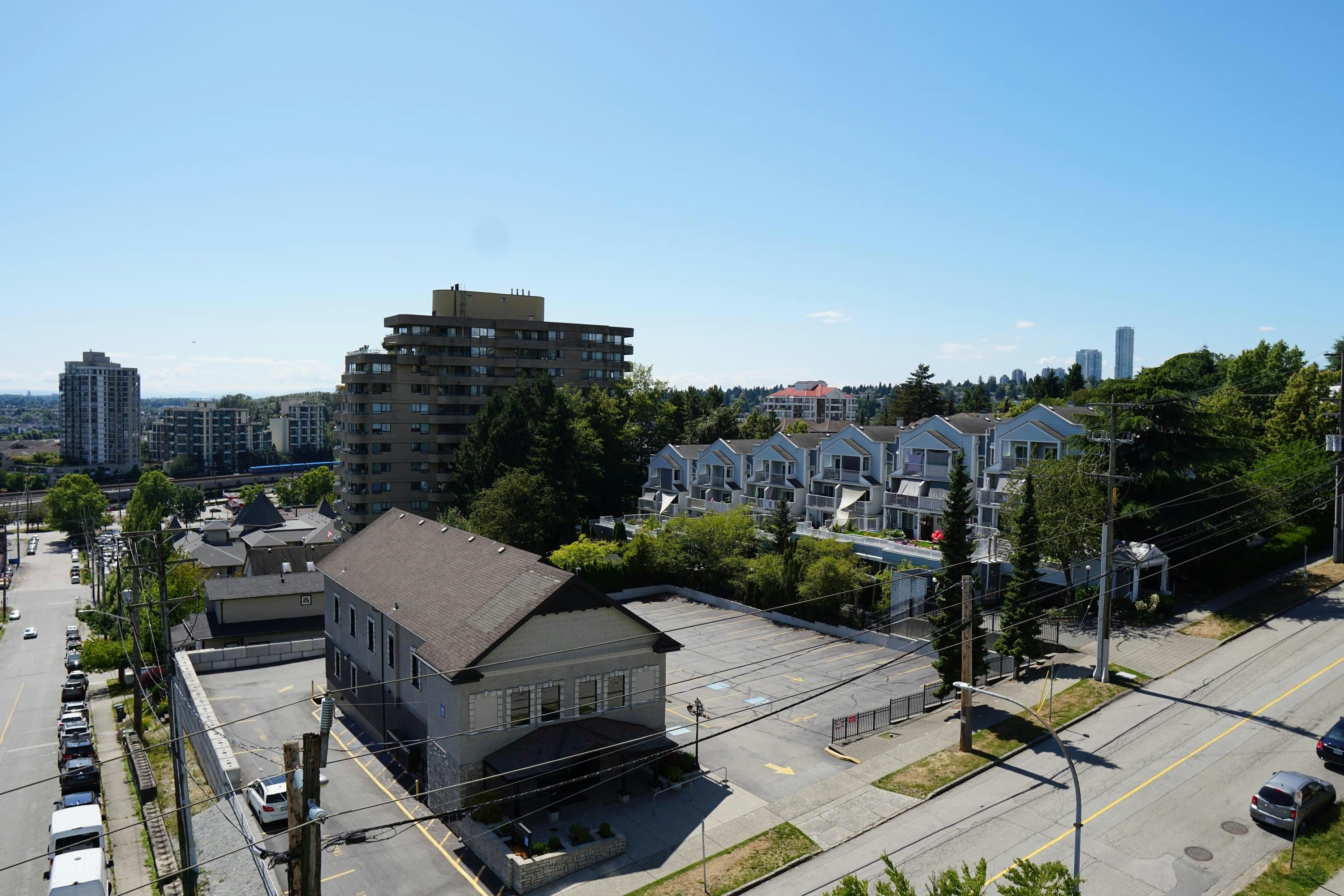 121 10th Street, New Westminster, BC, V3M 3X7 - 3