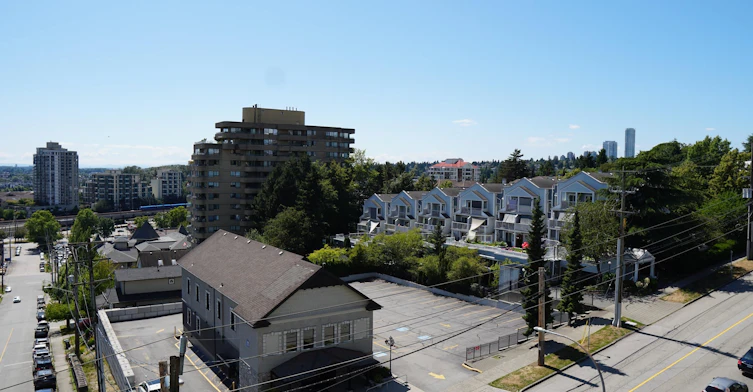 121 10th Street, New Westminster, BC, V3M 3X7 - 3