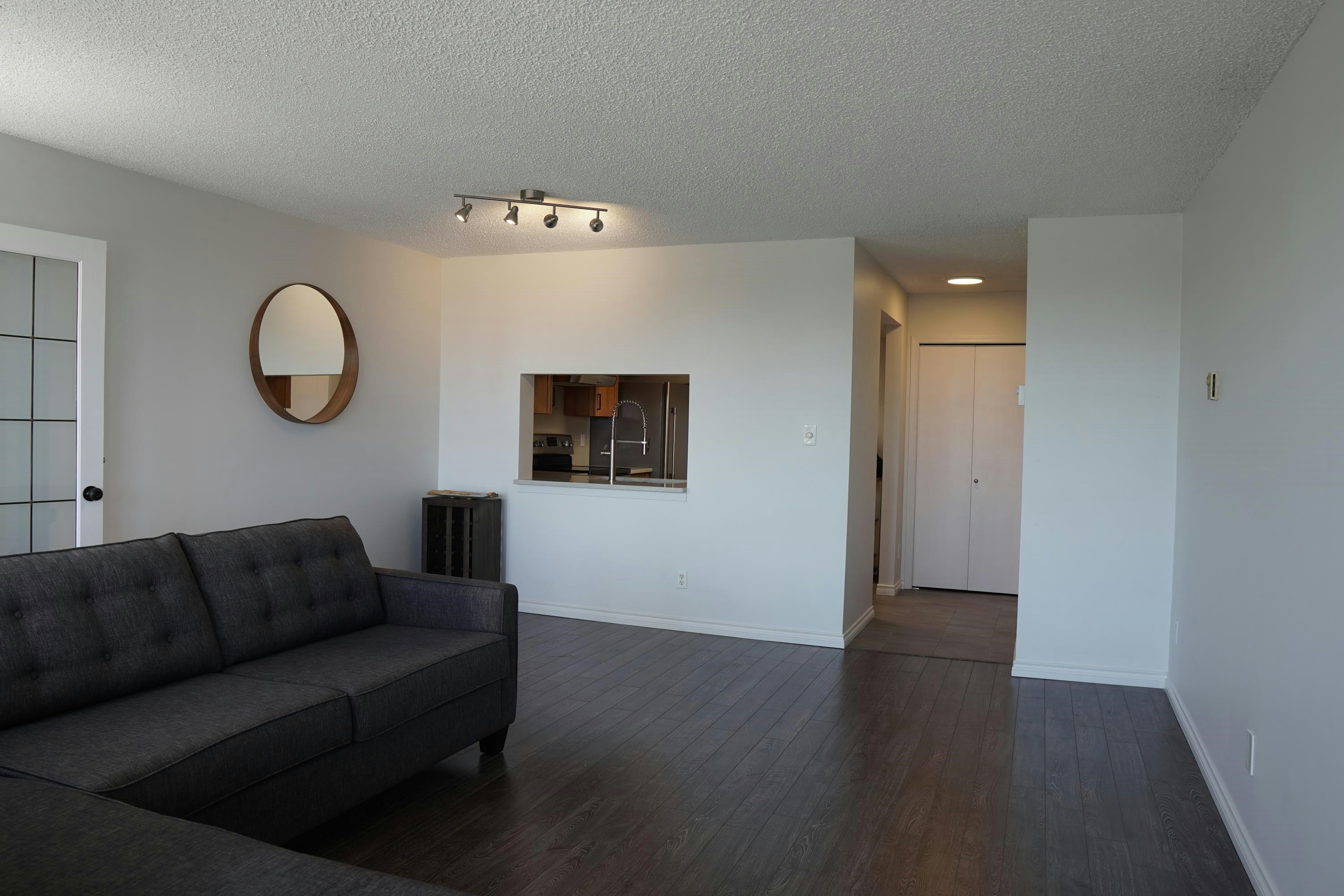 121 10th Street, New Westminster, BC, V3M 3X7 - 12