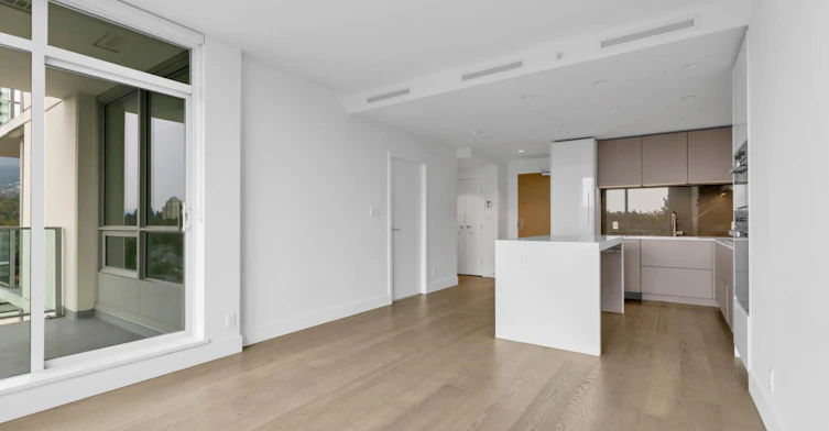 605-1632 Lions Gate Lane, North Vancouver, BC, V7P 0E2 - 4