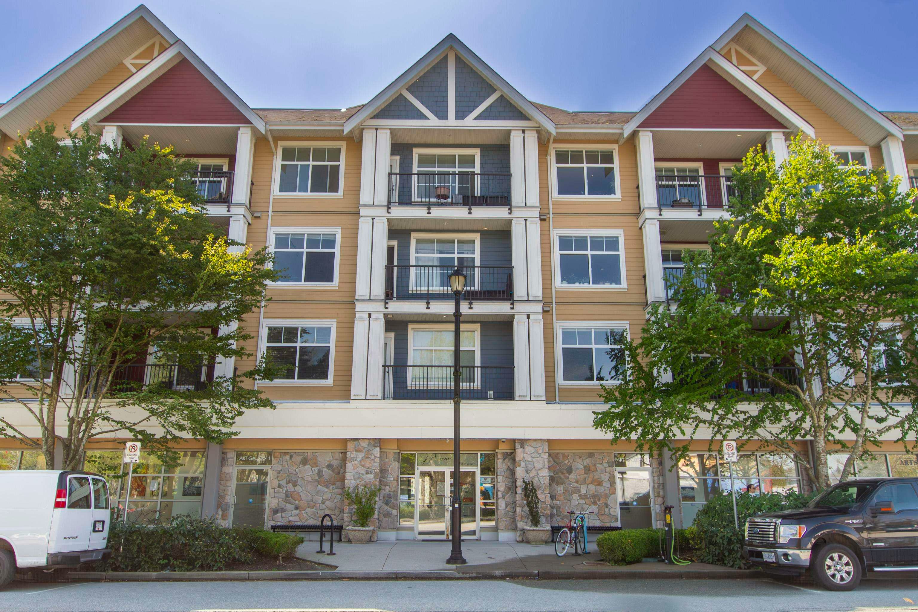 207-1336 Main Street, Squamish, BC, V8B 0R2