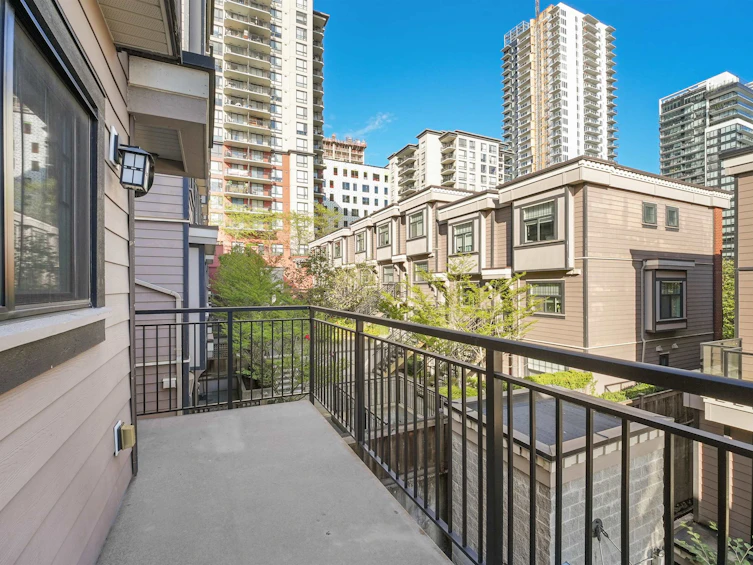 1-838 Royal Avenue, New Westminster, BC, V3M 1J9 - 8