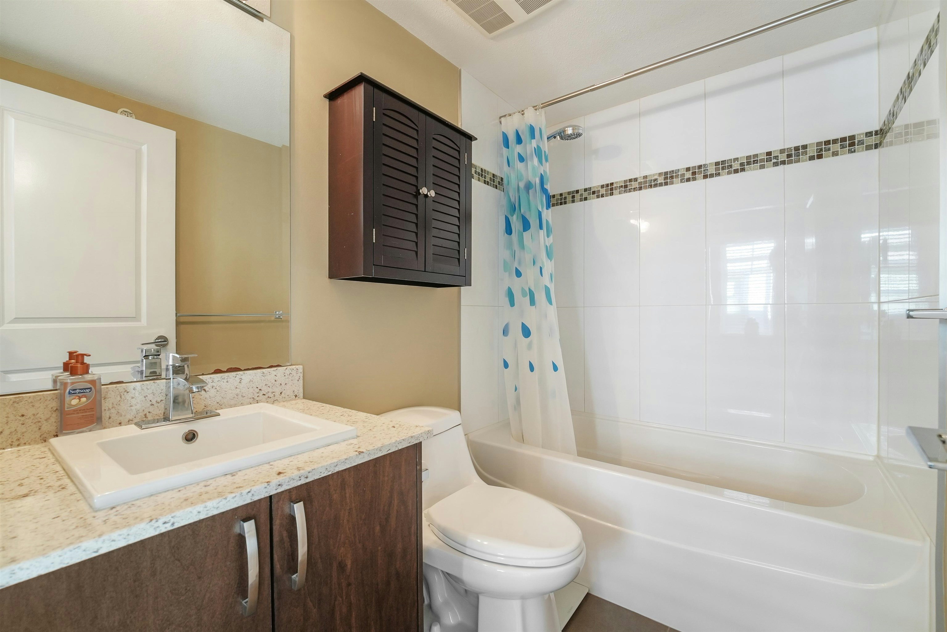 1-838 Royal Avenue, New Westminster, BC, V3M 1J9 - 14