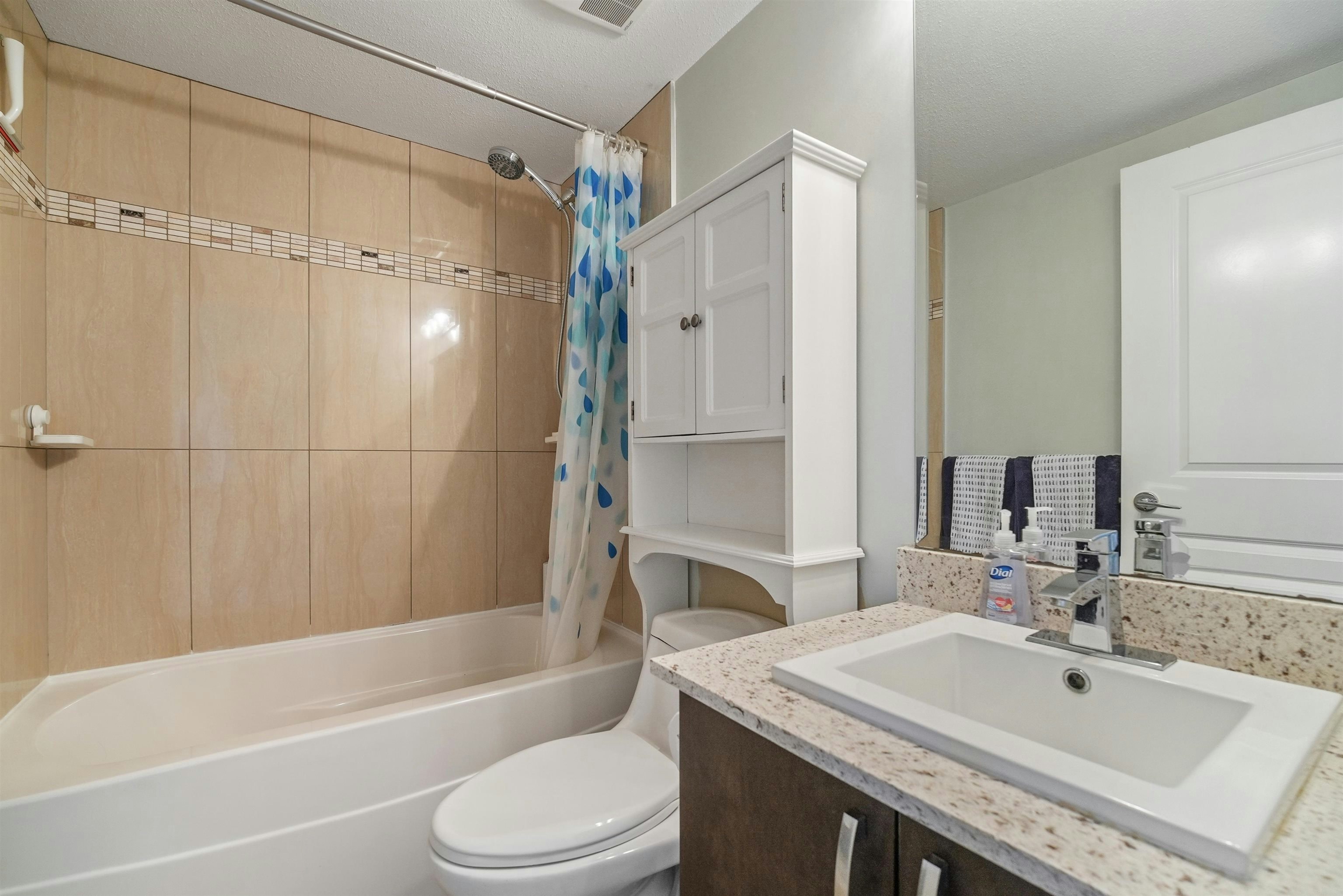 1-838 Royal Avenue, New Westminster, BC, V3M 1J9 - 12