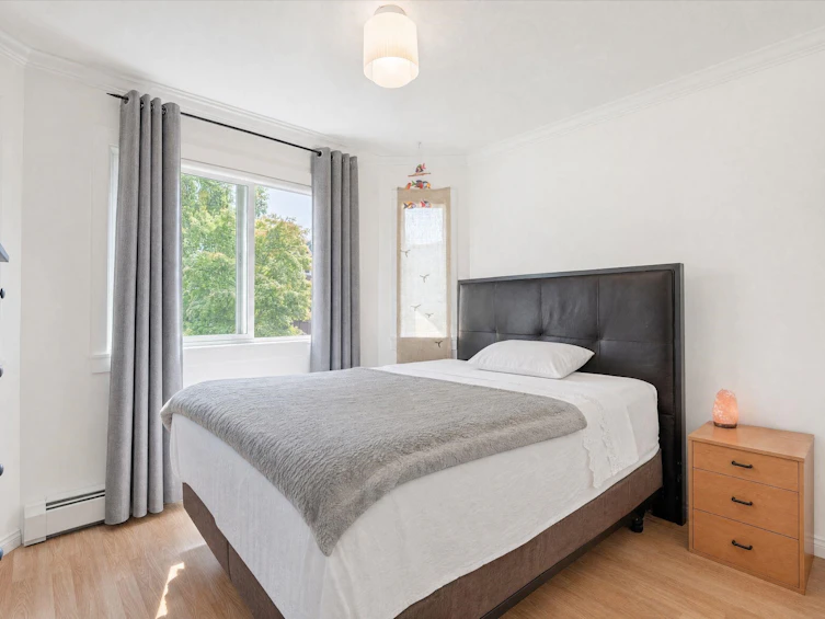 2183 Napier Street, Vancouver, BC, V5L 2P1 - 22