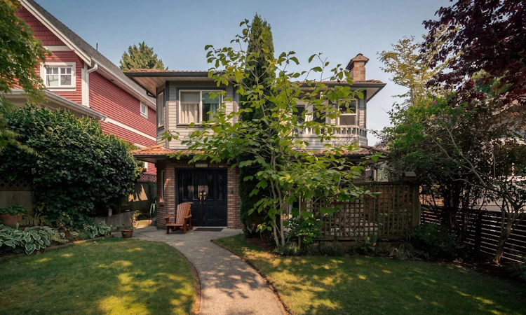 2183 Napier Street