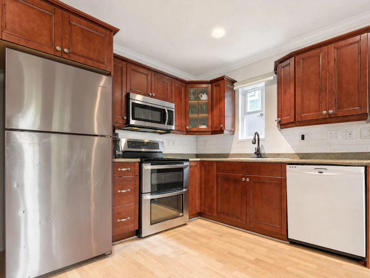 2183 Napier Street, Vancouver, BC, V5L 2P1 - 28