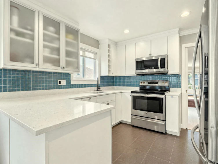 2183 Napier Street, Vancouver, BC, V5L 2P1 - 10