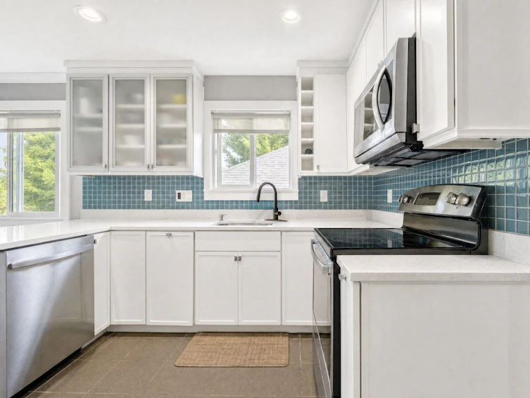 2183 Napier Street, Vancouver, BC, V5L 2P1 - 11