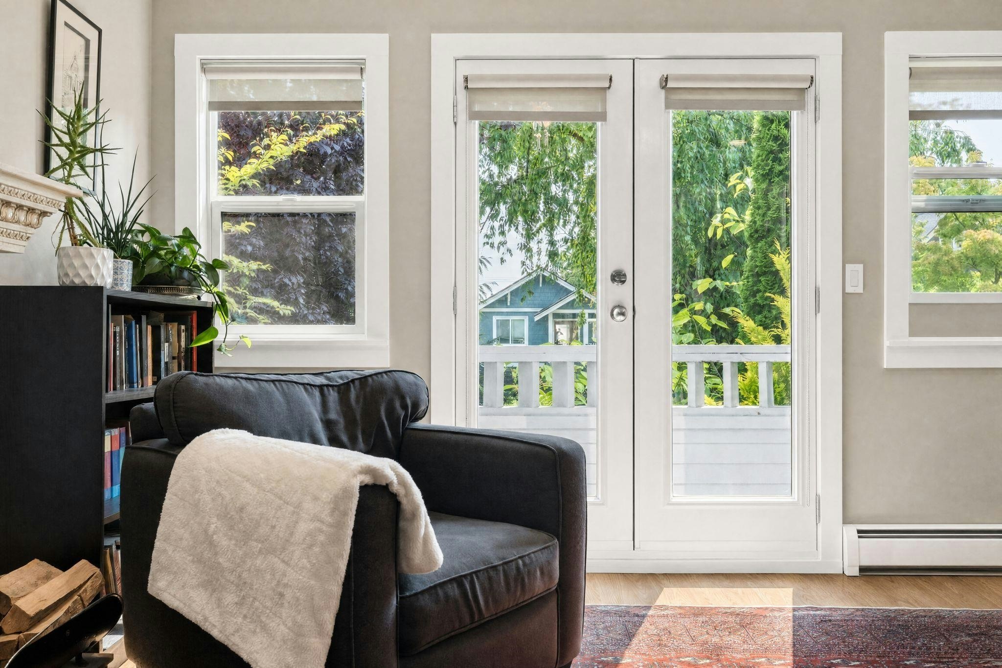 2183 Napier Street, Vancouver, BC, V5L 2P1 - 8