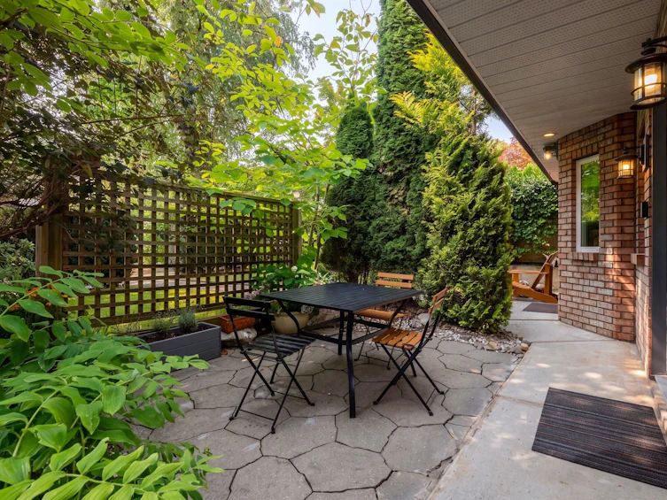 2183 Napier Street, Vancouver, BC, V5L 2P1 - 32
