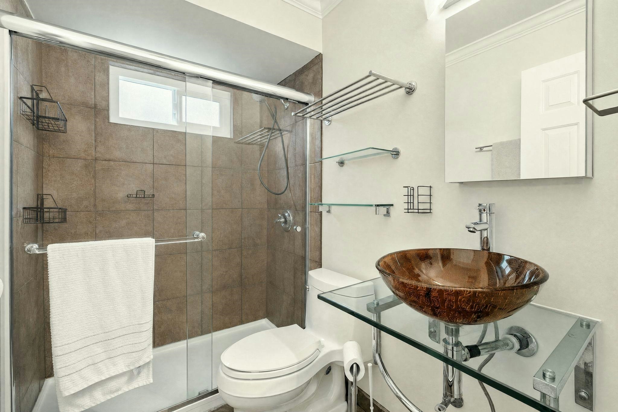 2183 Napier Street, Vancouver, BC, V5L 2P1 - 25