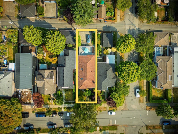 2183 Napier Street, Vancouver, BC, V5L 2P1 - 35