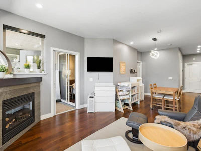 303-116 W 23rd Street - 4