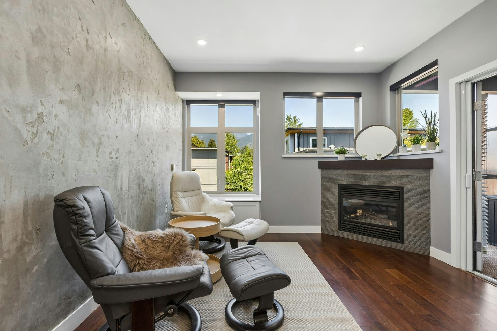 303-116 W 23rd Street - 2