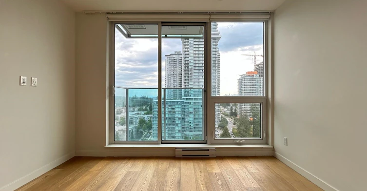 1903-13438 Central Avenue, Surrey, BC, V3T 0N2 - 2