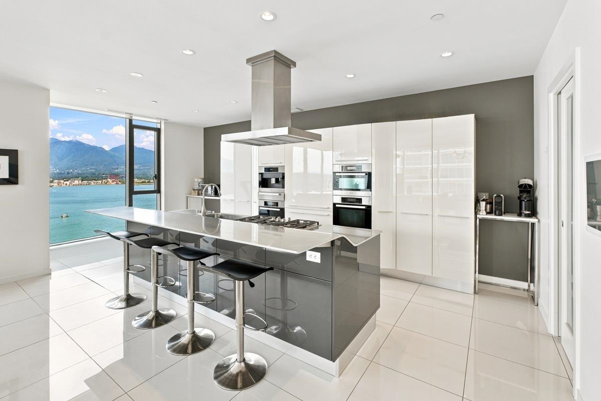 1701-277 Thurlow Street, Vancouver, BC, V6C 0C1 - 10