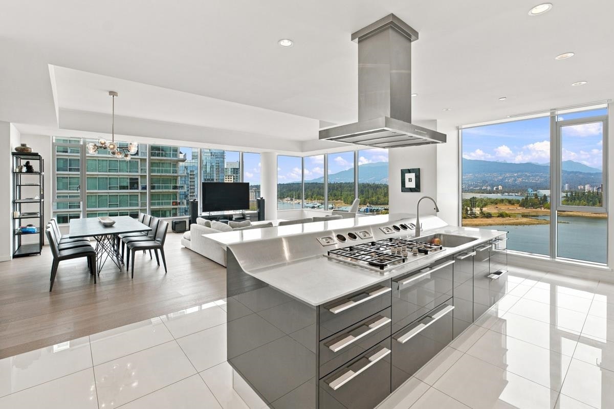 1701-277 Thurlow Street, Vancouver, BC, V6C 0C1 - 9