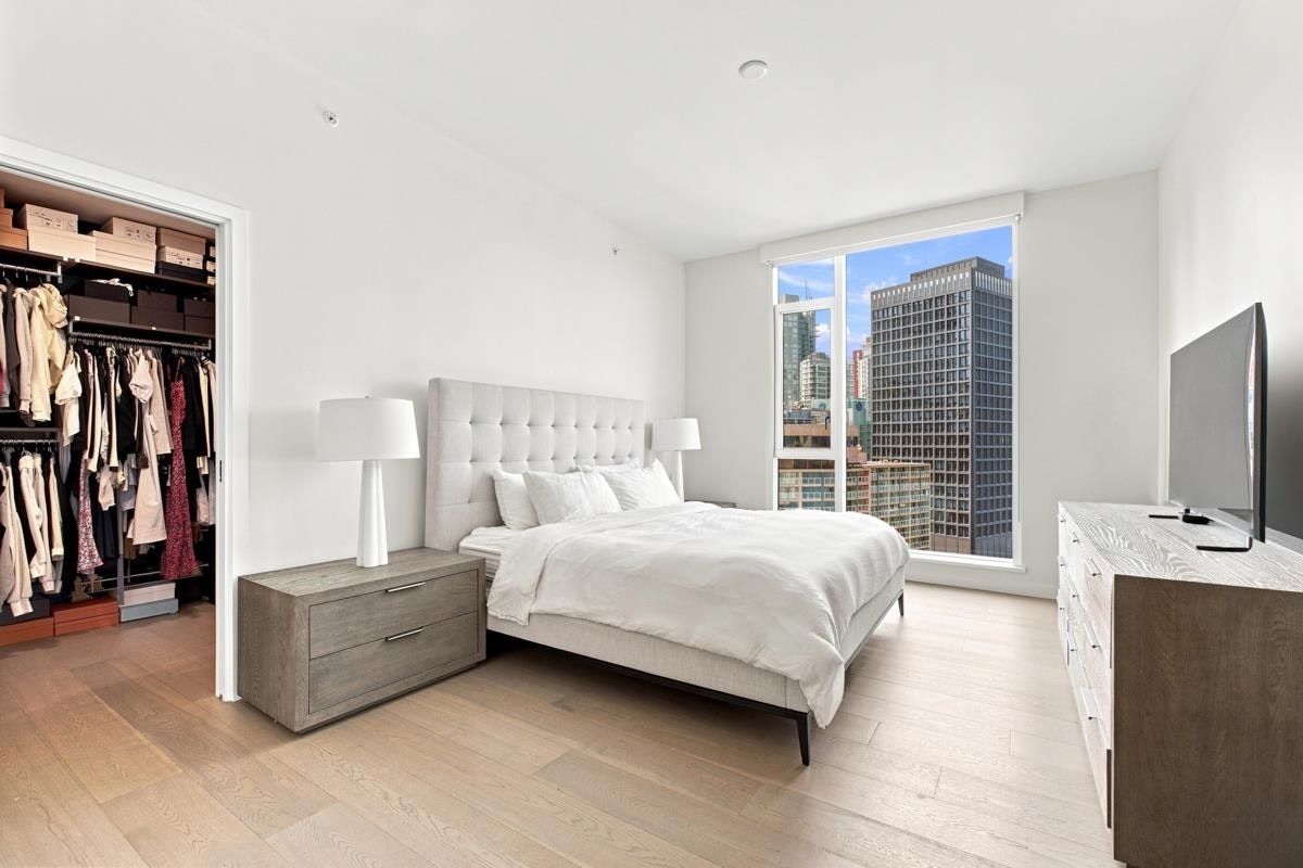 1701-277 Thurlow Street, Vancouver, BC, V6C 0C1 - 18