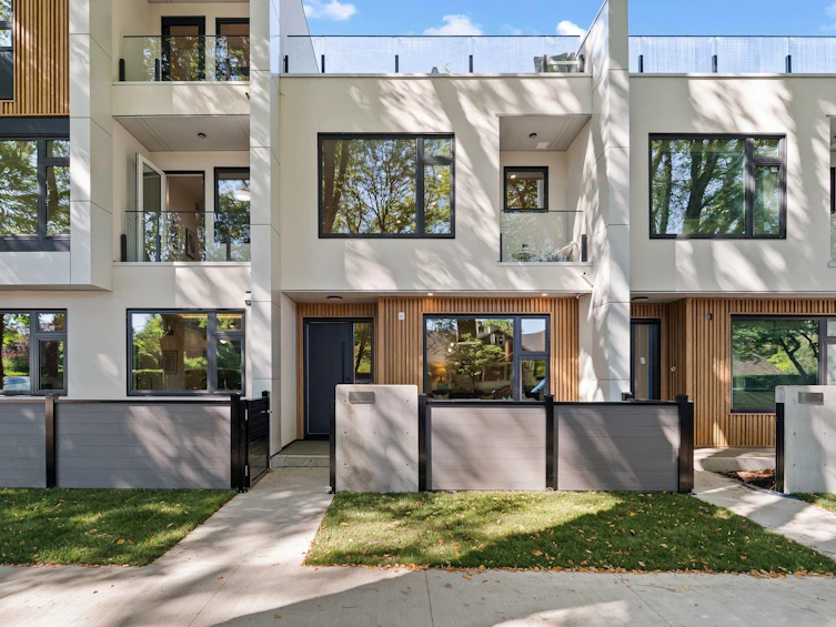 3-1491 Devonshire Crescent, Vancouver, BC, V6H 2G5