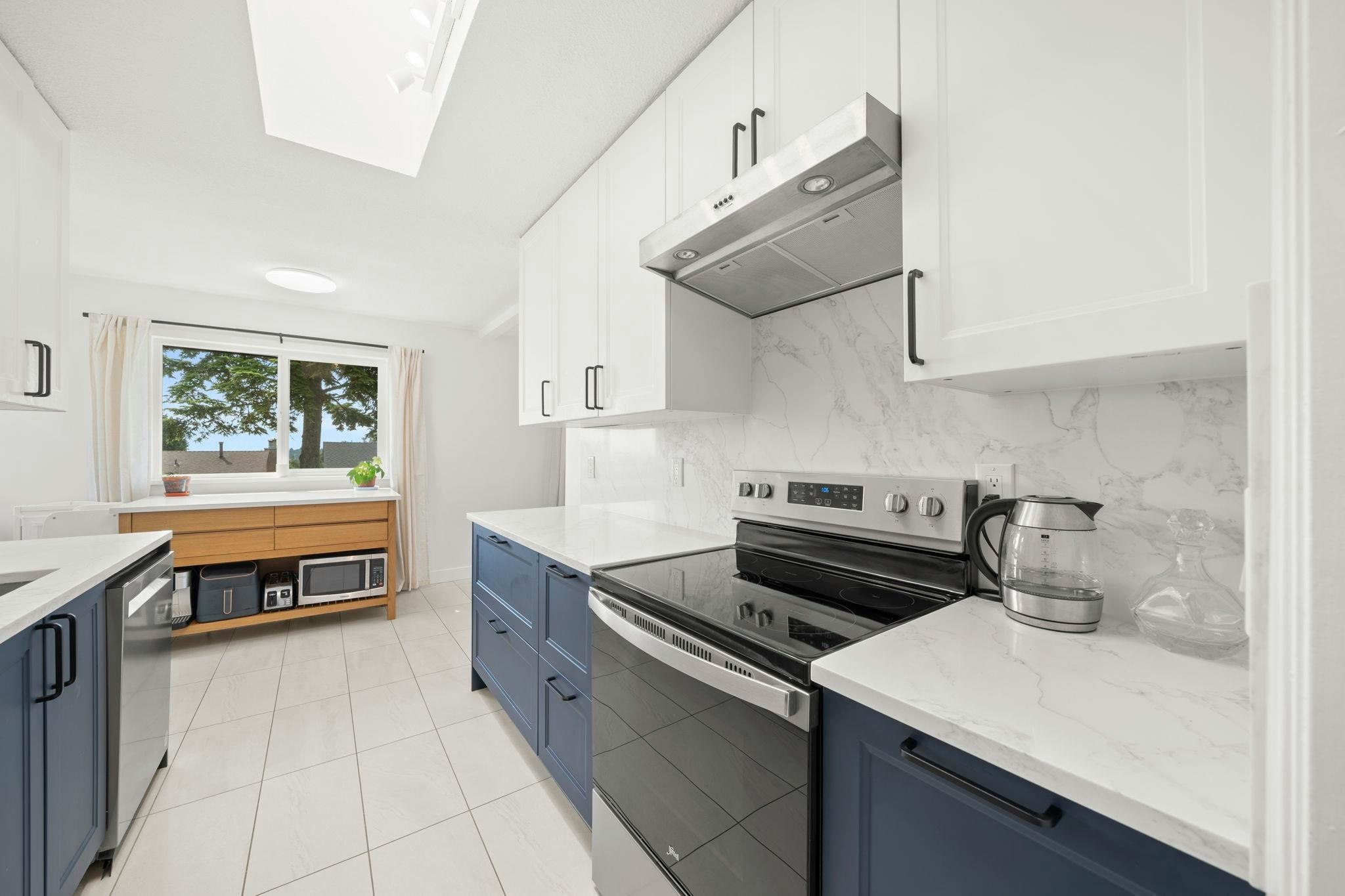 17 Campion Court, Port Moody, BC, V3H 4A9 - 16