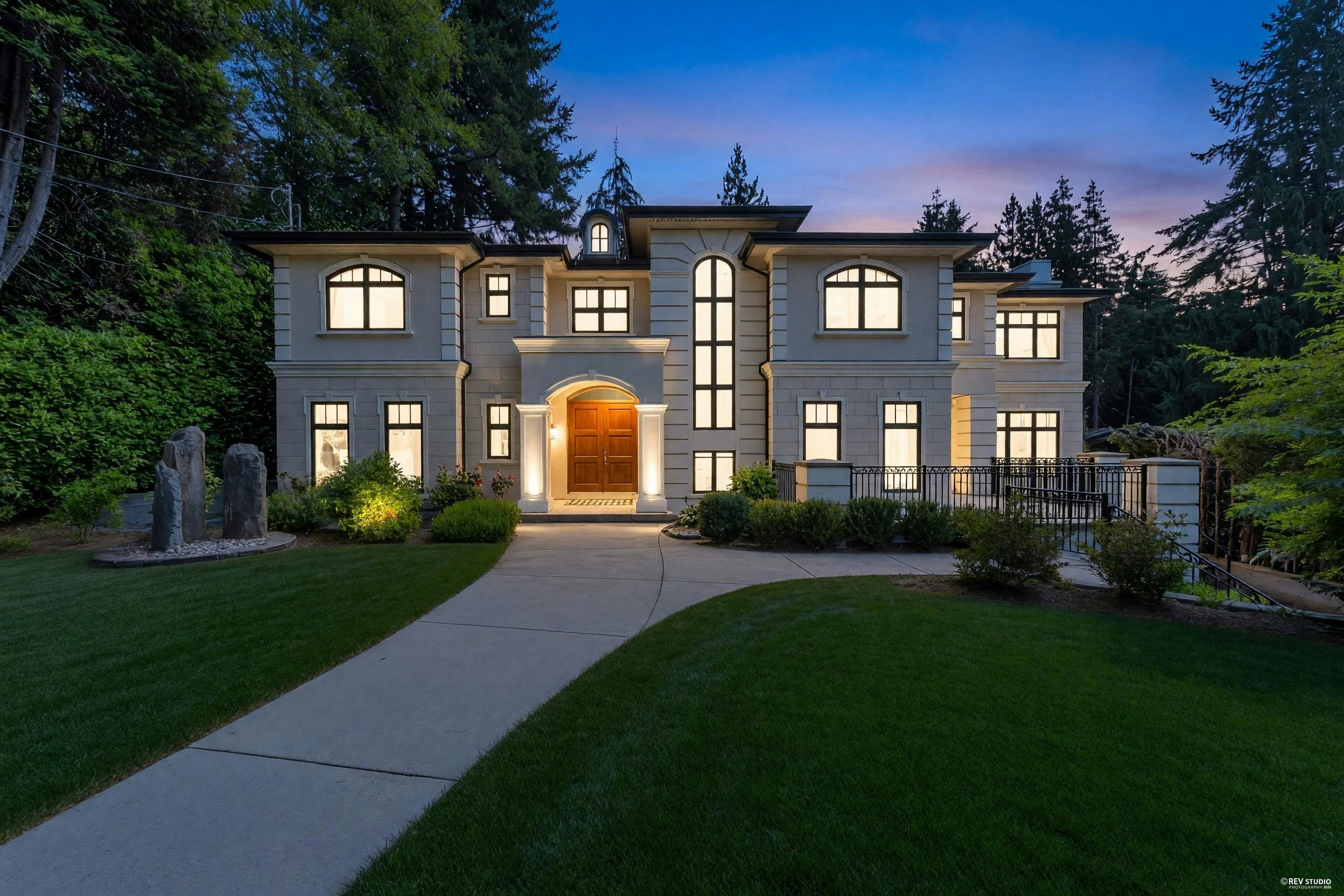 920 3rd Street, West Vancouver, BC, V7T 2J3 - 2