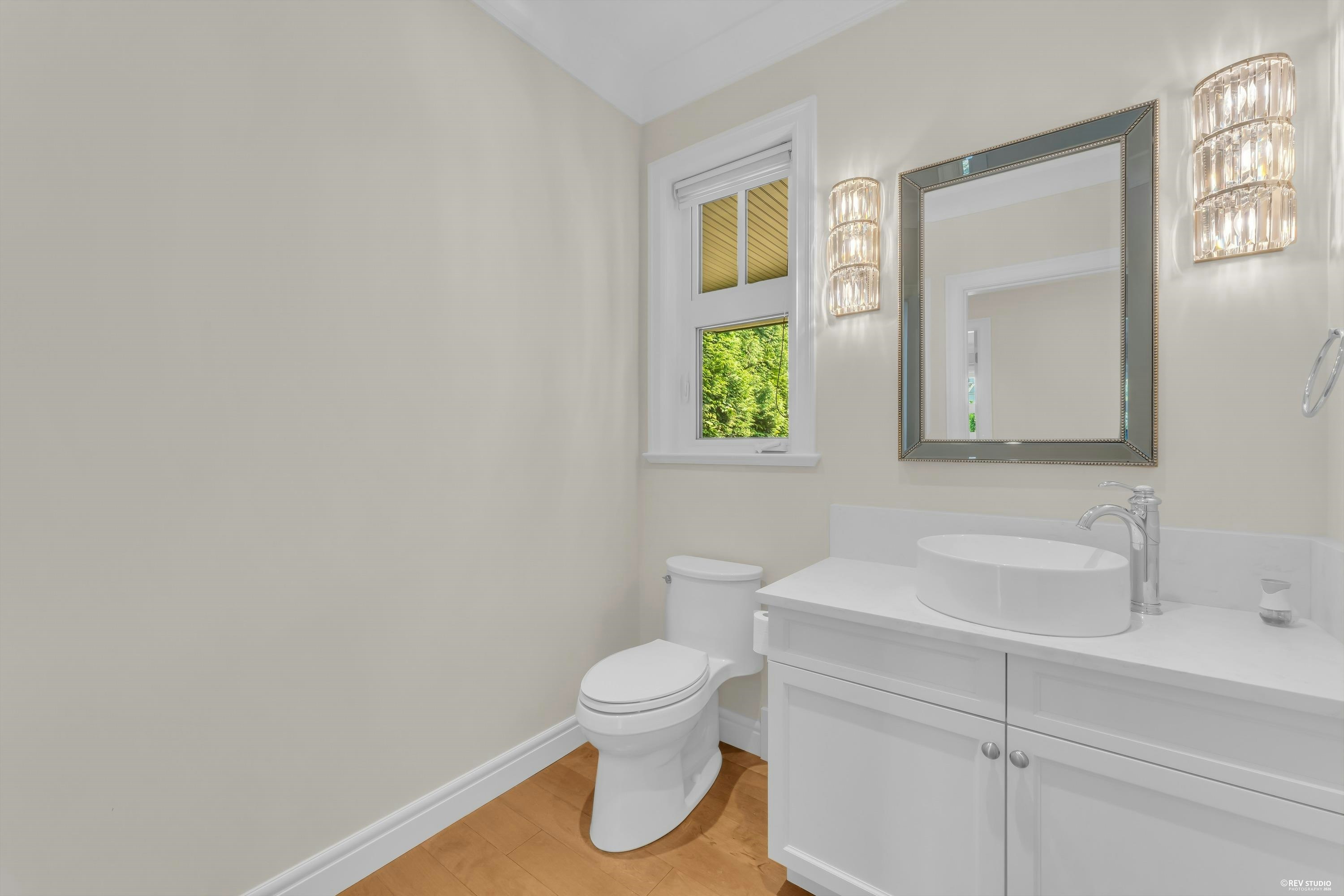 920 3rd Street, West Vancouver, BC, V7T 2J3 - 24